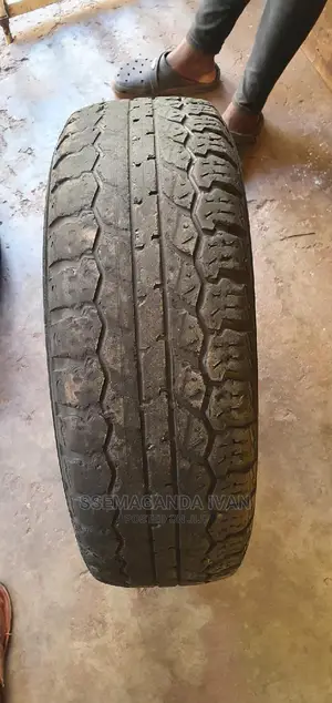 We Buy Your Used Car Tires In Reusable Condition