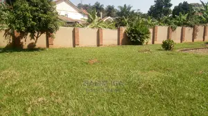 4bdrm Duplex in Kololo Property, Kampala for Rent