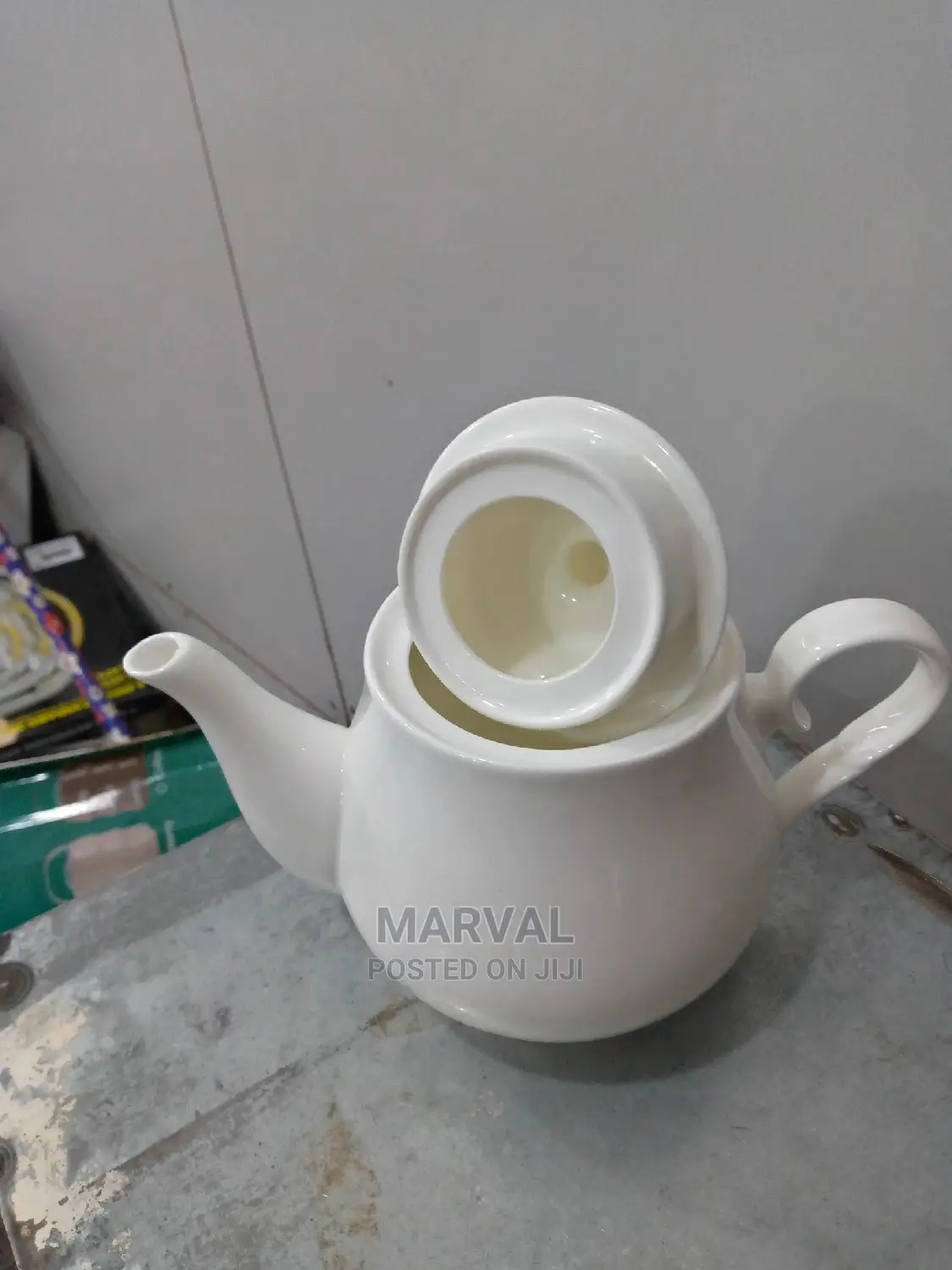 White Portable Tea Pot