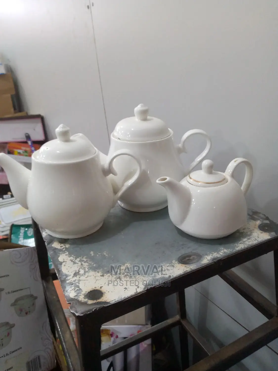 White Portable Tea Pot