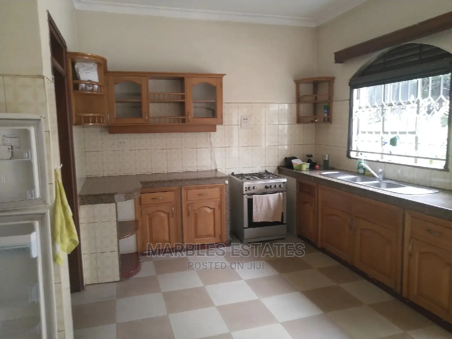 4bdrm Bungalow in Naguru, Kampala for Rent