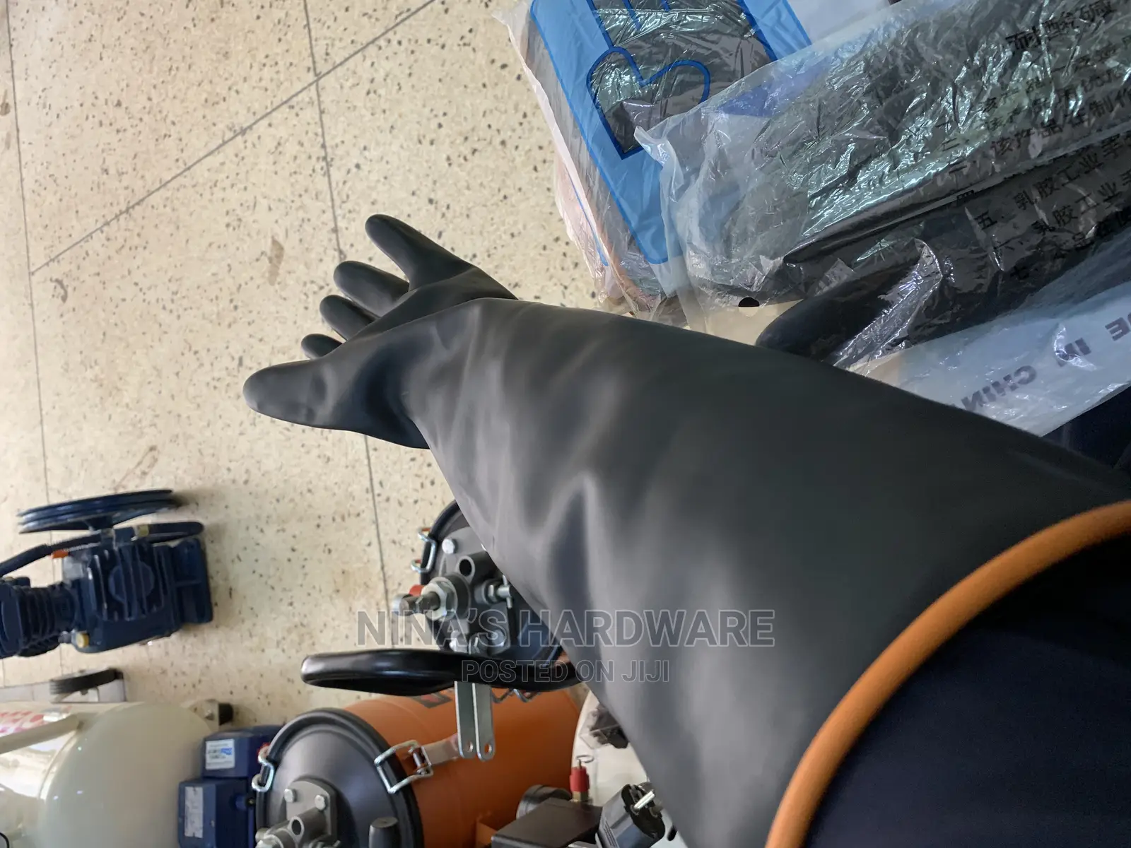 Cleaning Gloves/ Chemical Resistant Gloves