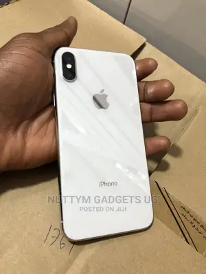 Apple iPhone X 64 GB White