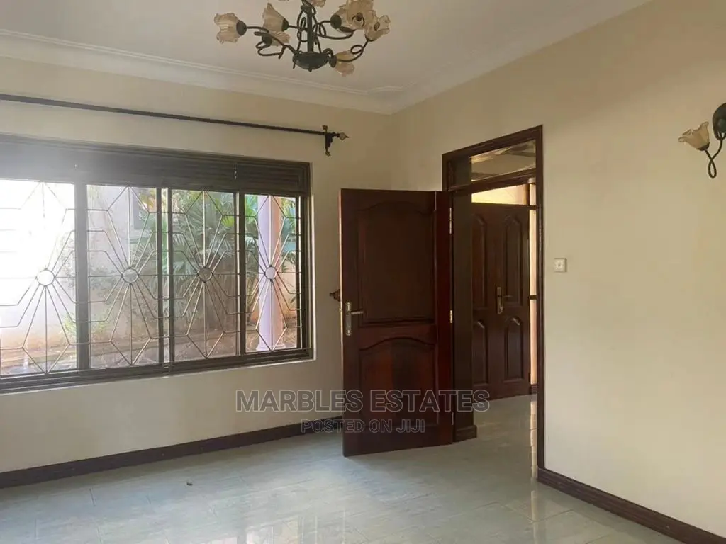 5bdrm House in Naguru, Kampala for Sale