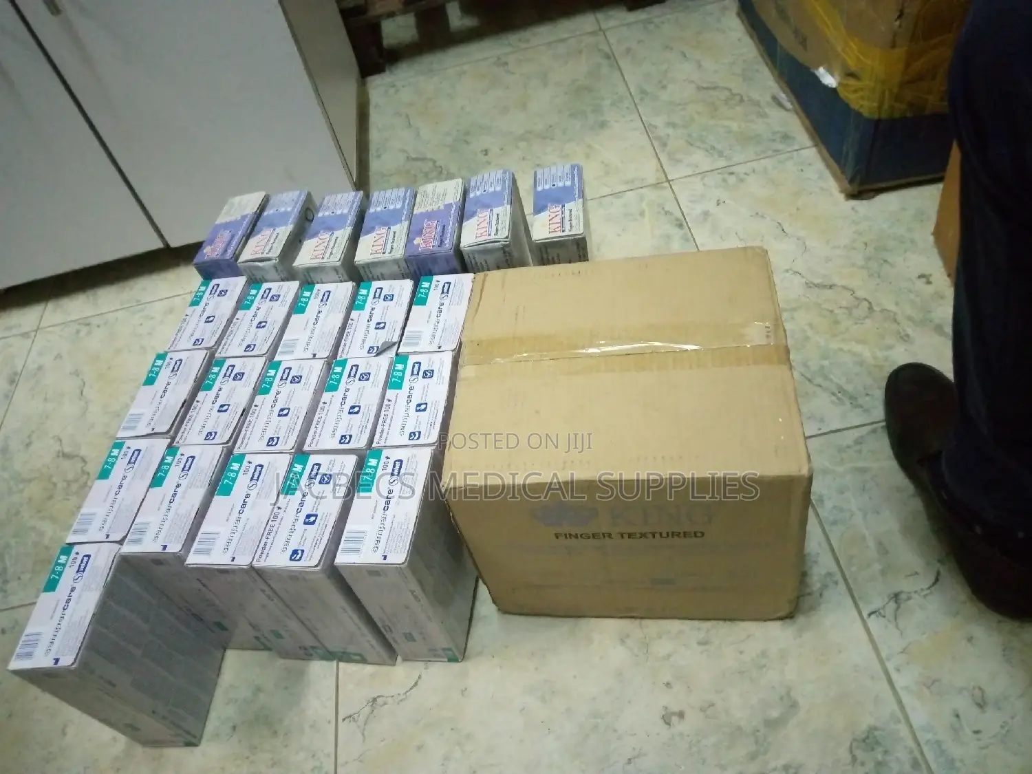 Nitrile Gloves Blue in Colour