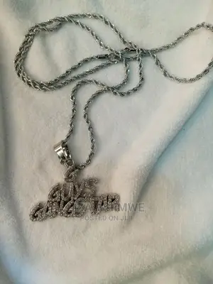Mens Genuine Chains(Necklace) With G Guys Gang Star Pendant