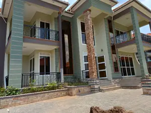 Furnished 6bdrm Mansion in Kira for Sale