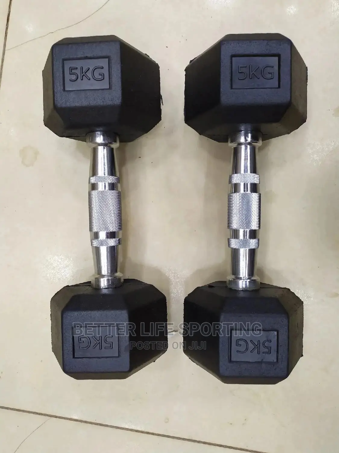 5 Kg Black Hexagonal Dumbbells