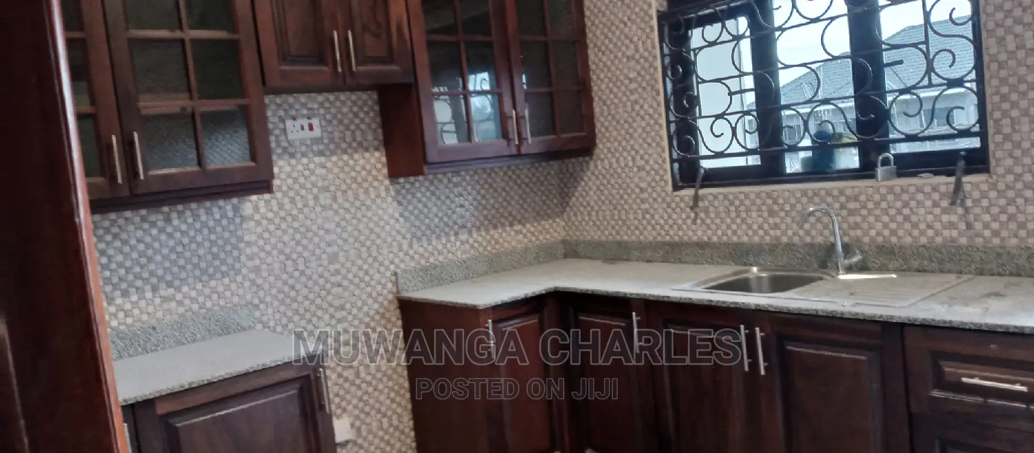 3bdrm Apartment in Fs Properties Ltd, Kampala for rent