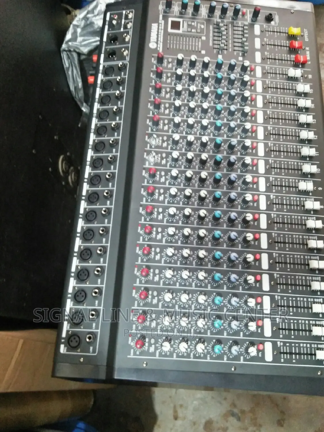 Yamaha Mixer 16 Channels