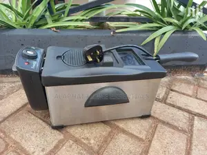 Saachi 3 Litre Deep Fryer