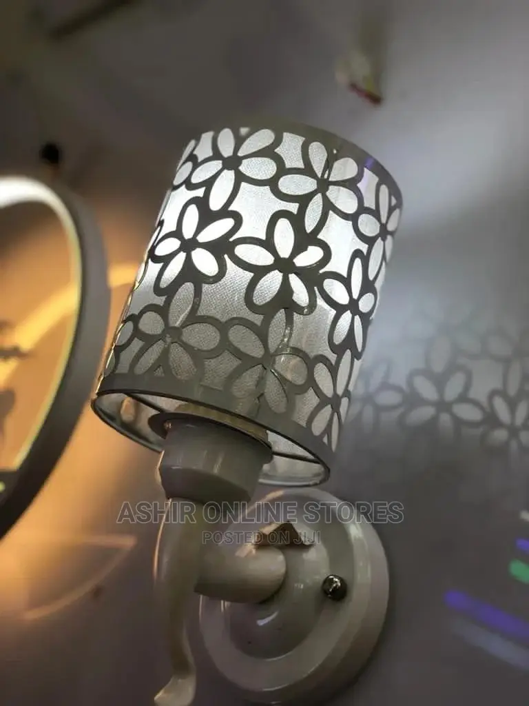 Wall Lights