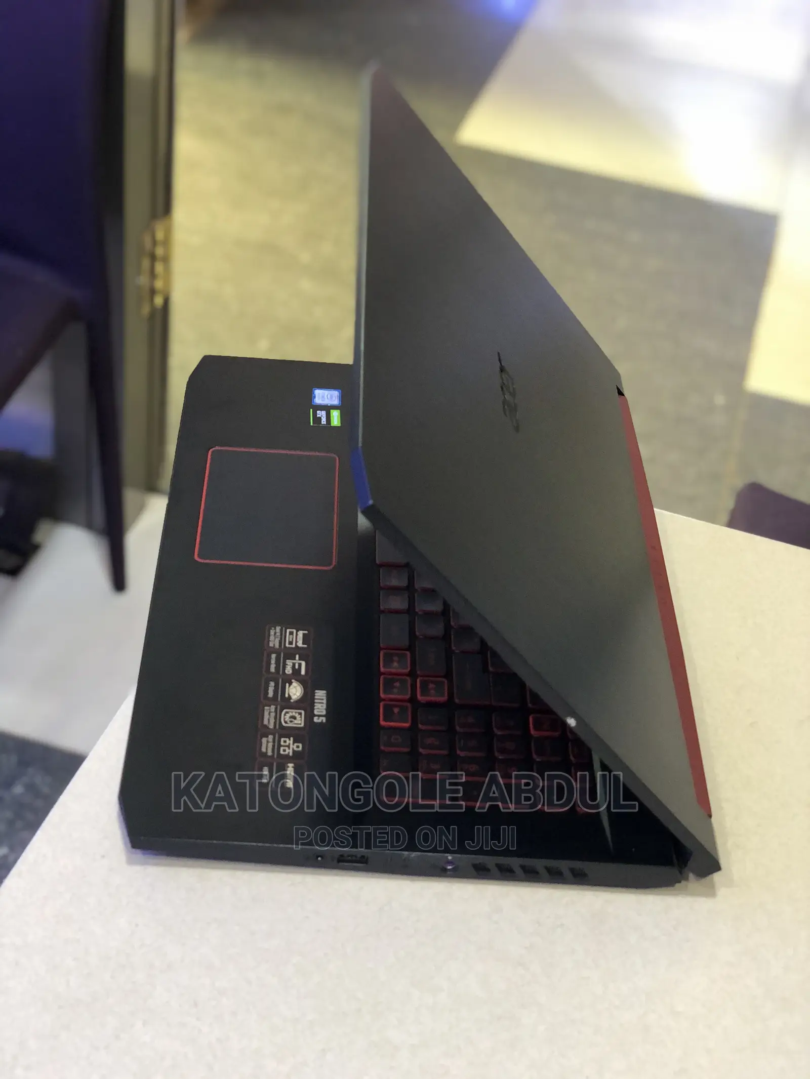 New Laptop Acer Nitro 5 Spin NP515-51 8GB Intel Core I5 SSD 512GB