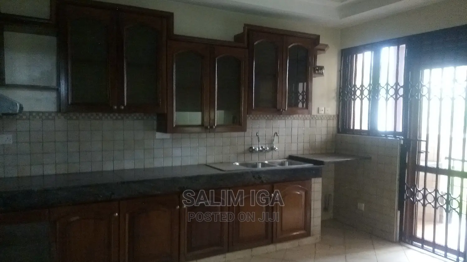 3bdrm Block of Flats in Kololo Property, Kampala for Rent