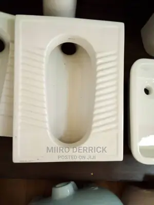 Golf India Press Toilets at Acheap Price
