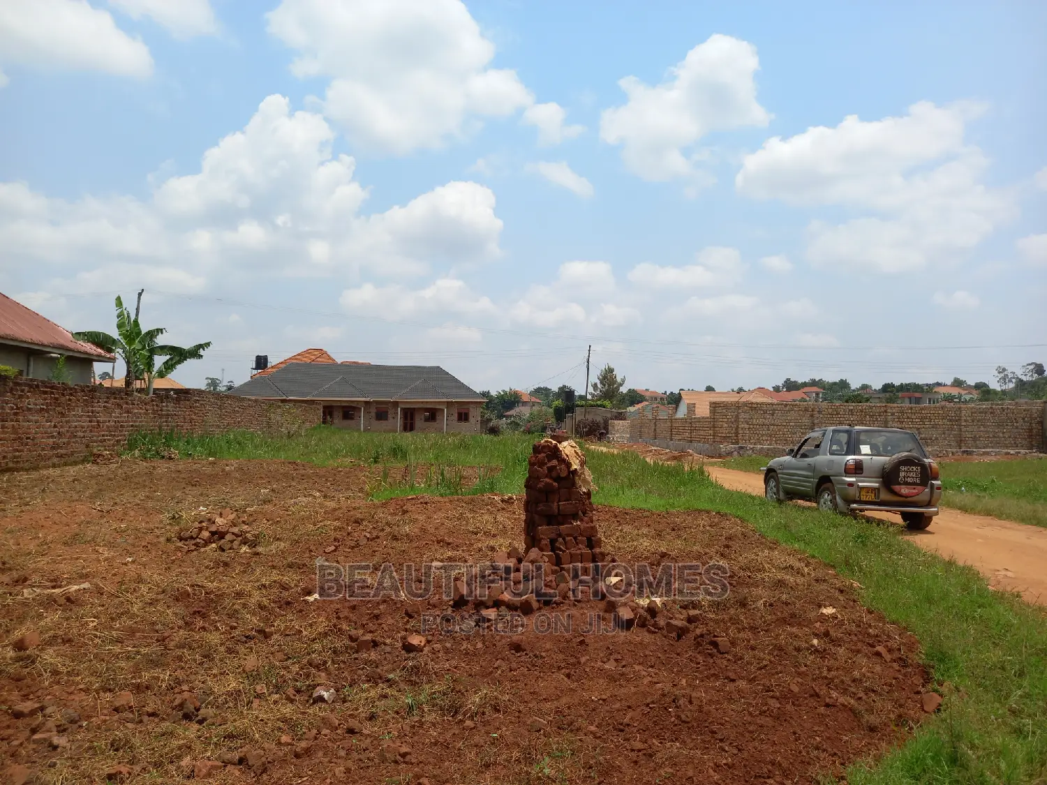 Nakwero 25 Decimals Close to the Main Road on Sell