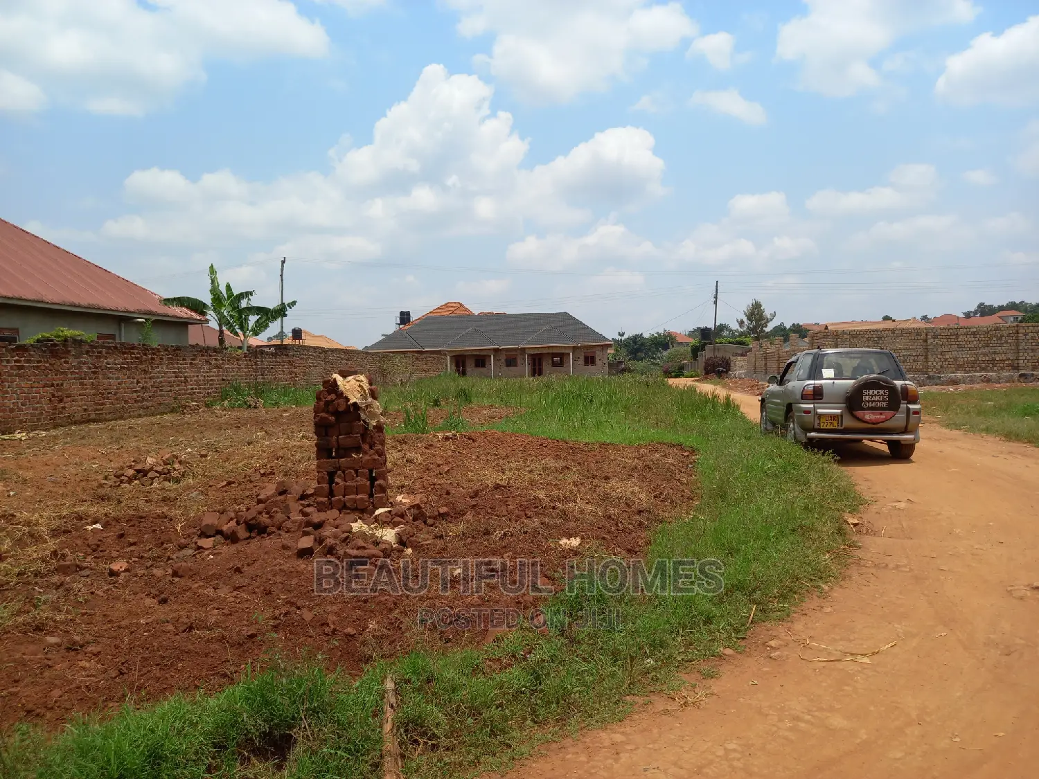 Nakwero 25 Decimals Close to the Main Road on Sell