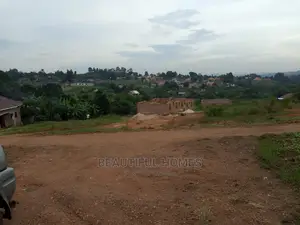 Residential 100*100 in Nakwero on Sell
