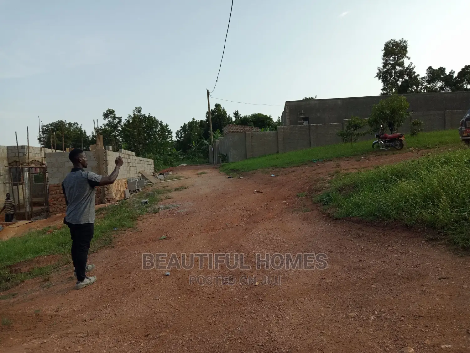 Residential 100*100 in Nakwero on Sell