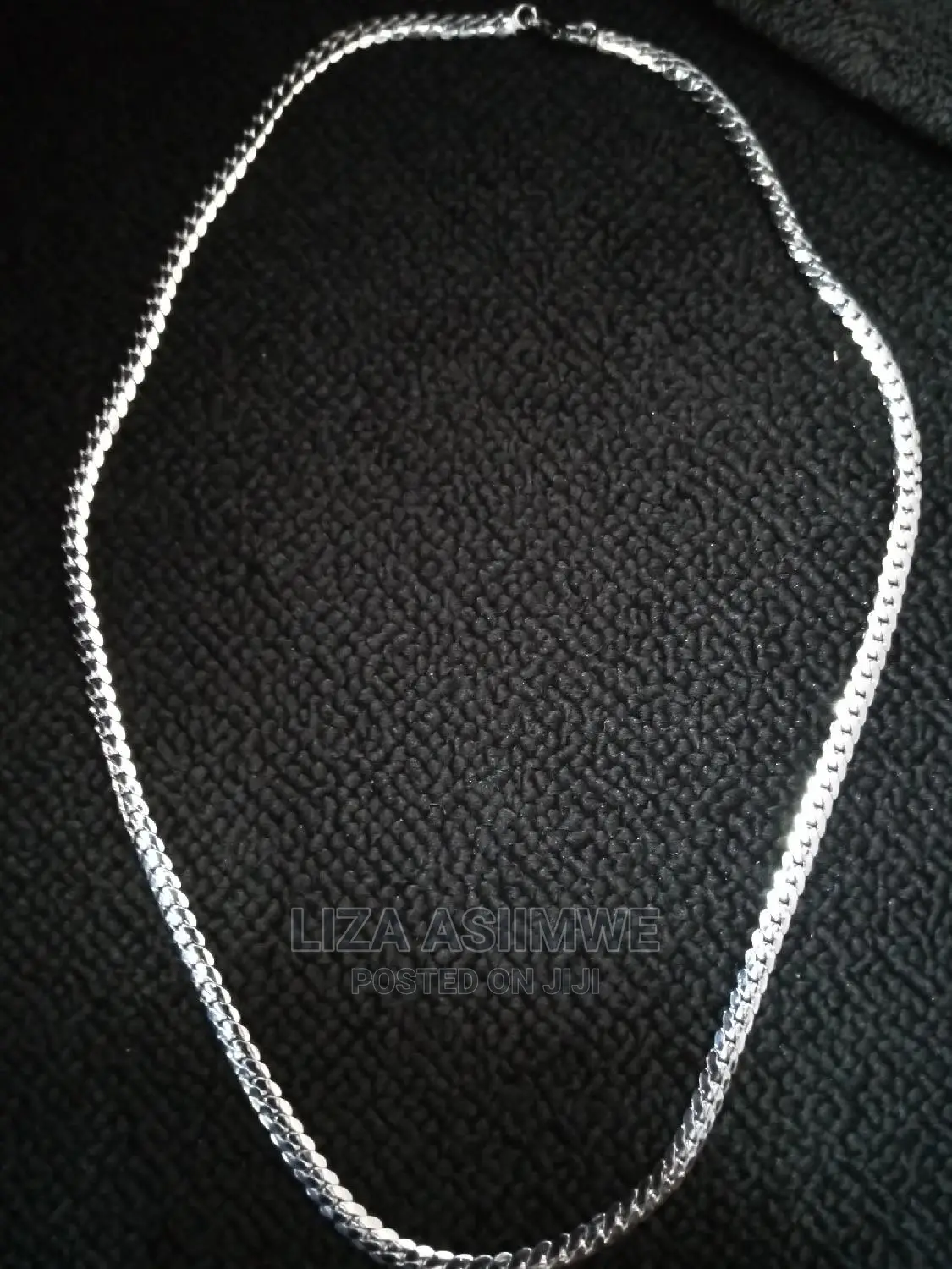 Nice and Authentic Men's Chain's (Necklace)