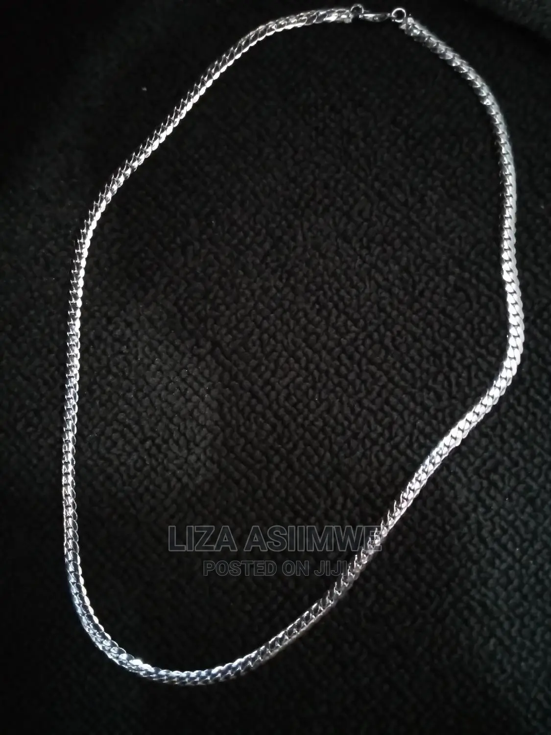 Nice and Authentic Men's Chain's (Necklace)