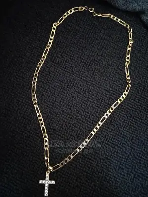 Authentic and Nice Mens Chains With a Cross Pendant