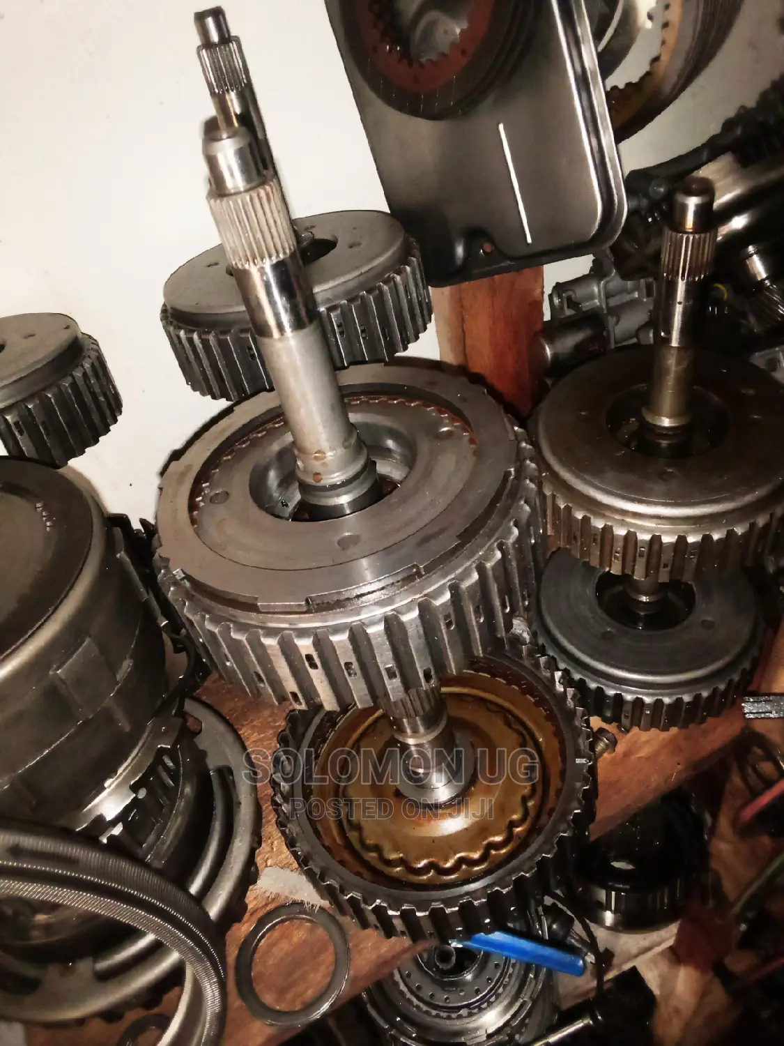 Gearbox Drive and Reverse for All Vehicles