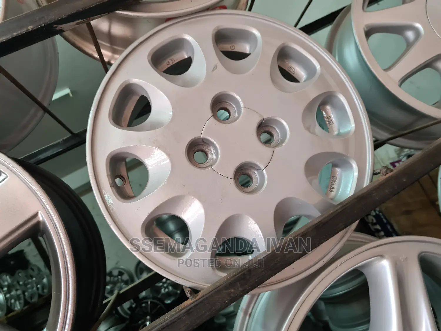 Rims for Raum