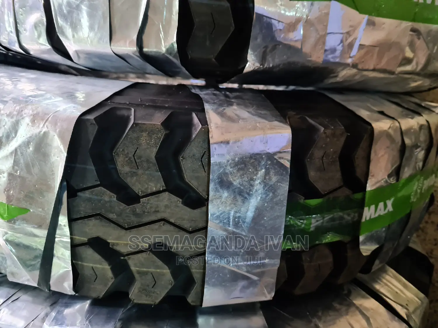 825r16 Petromax Tires