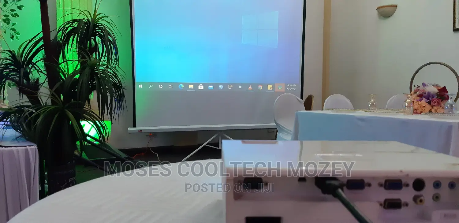 For Projector/Screens for Hire