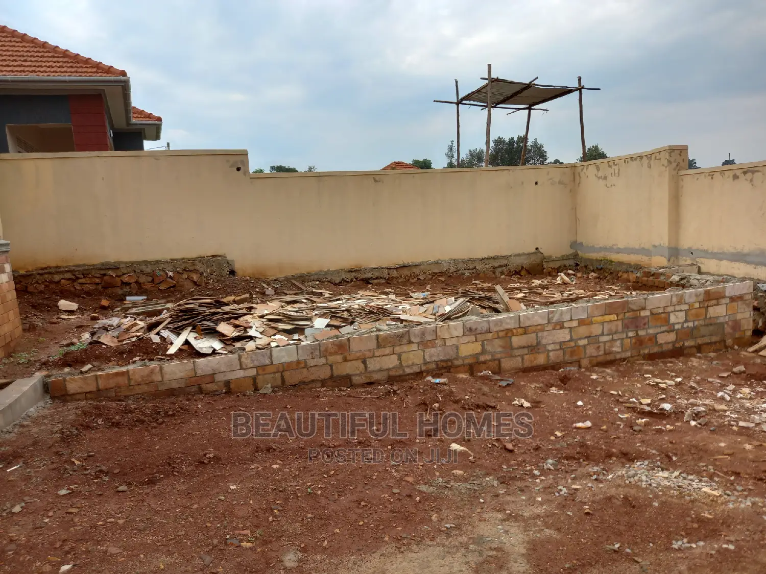 Kira Kimwani Two Plots on Sell