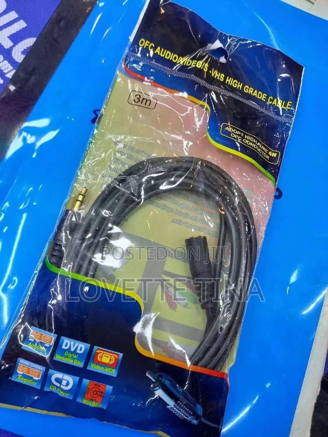 Male Aux Pin to Female