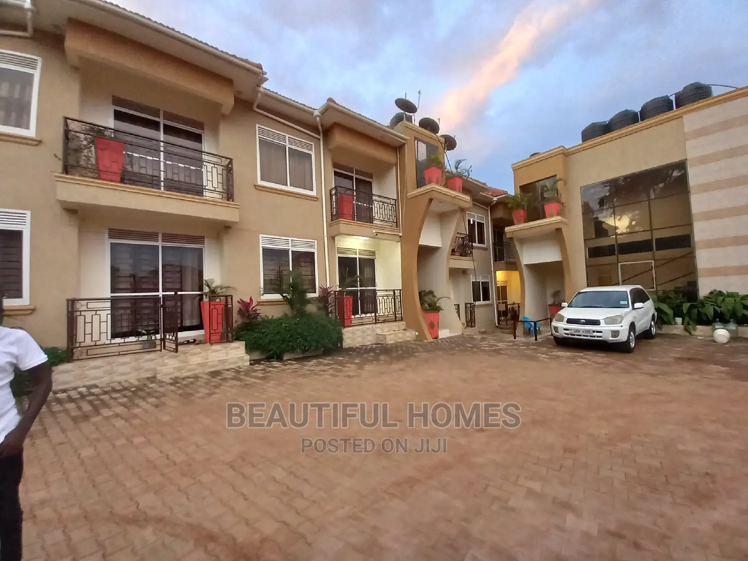 Furnished 2bdrm Apartment in Kisaasi, Central Division for Sale