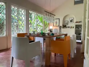 3bdrm Bungalow in Kololo Property, Kampala for Rent