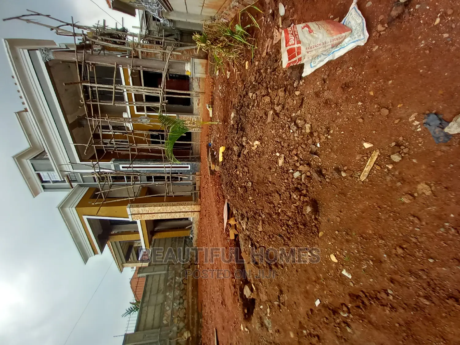 Furnished 4bdrm Mansion in Kira for Sale