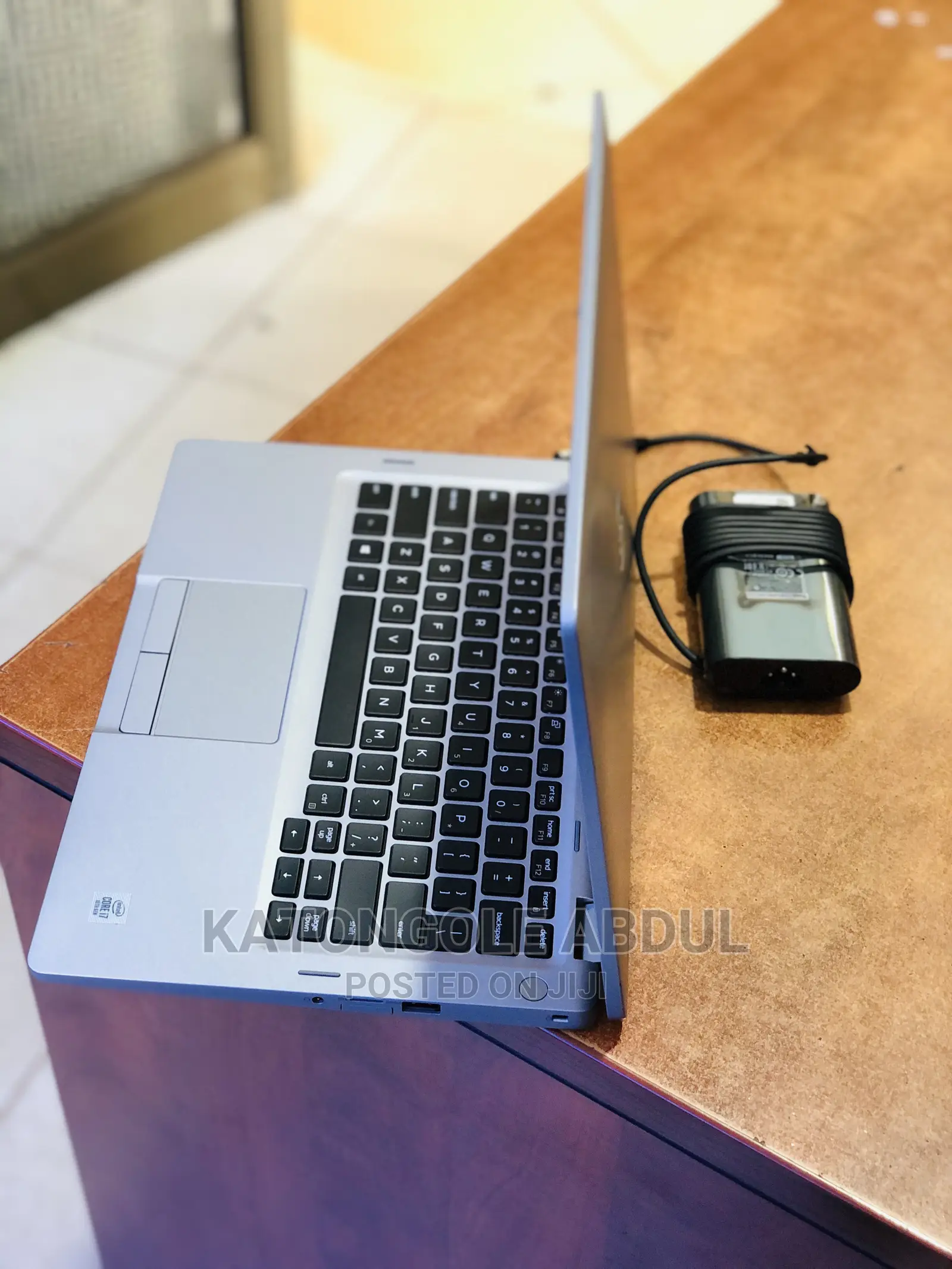New Laptop Dell 8GB Intel Core I7 SSD 256GB