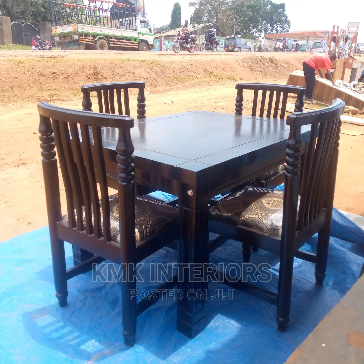 Four Seater Dinning for Sale