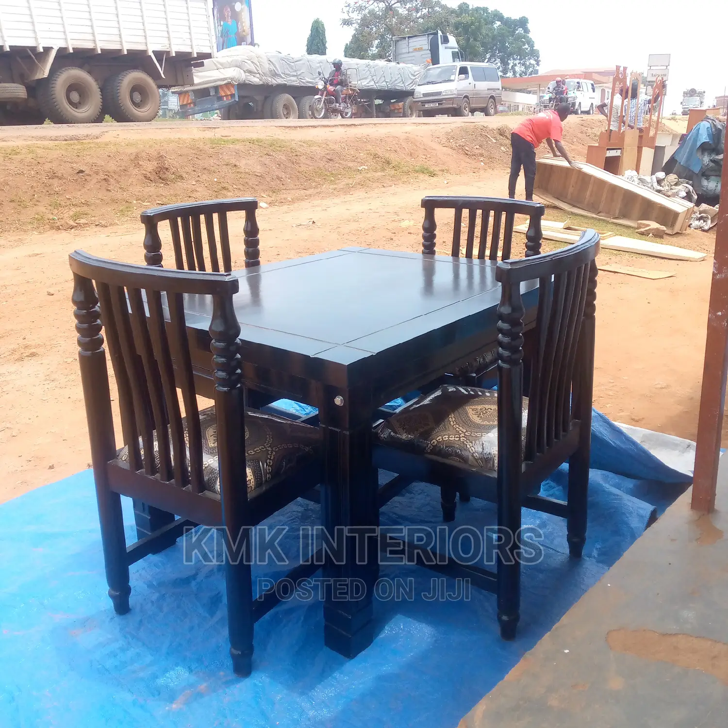 Four Seater Dinning for Sale
