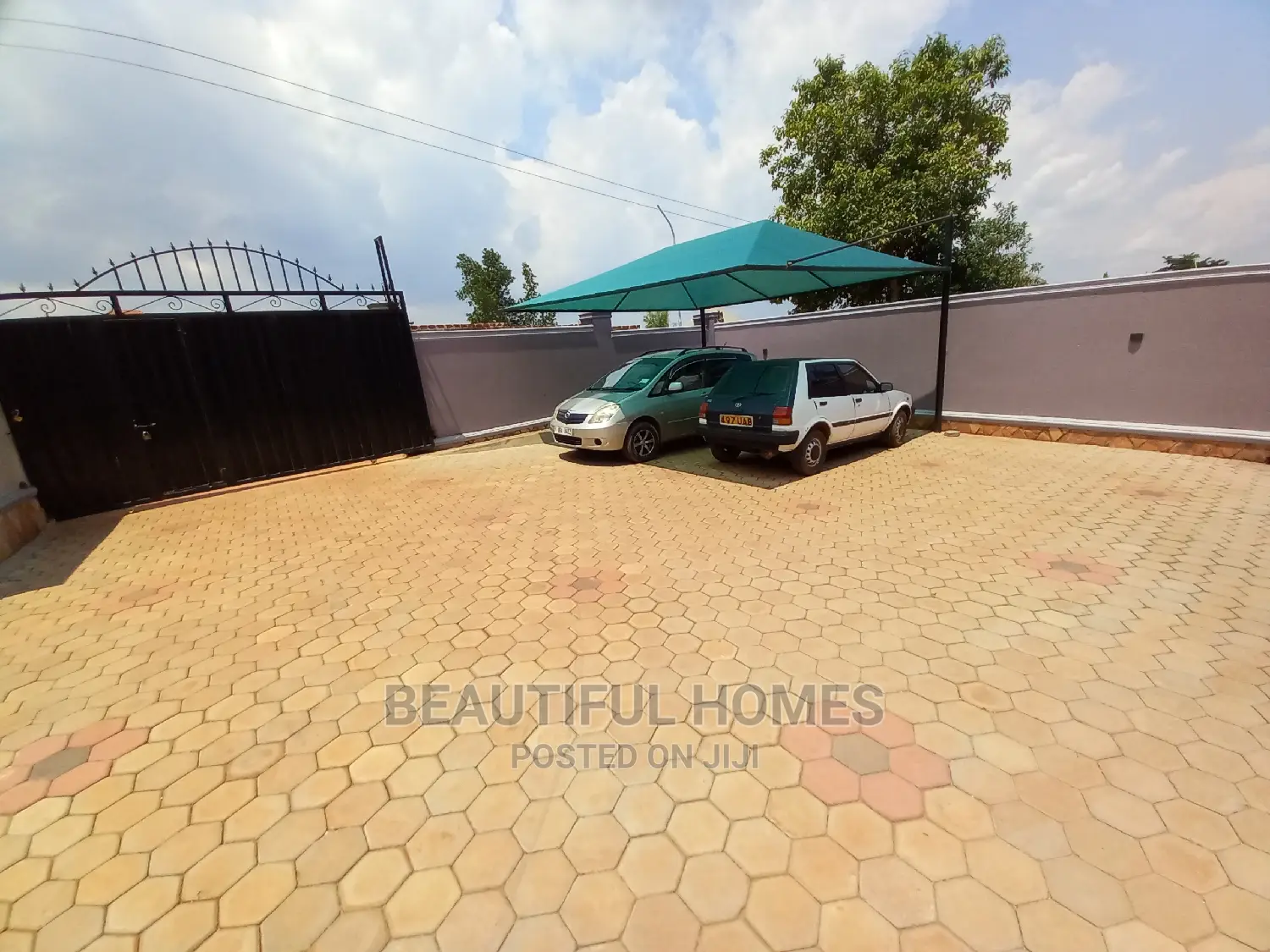 Furnished 4bdrm House in Nakwero, Kira for Sale