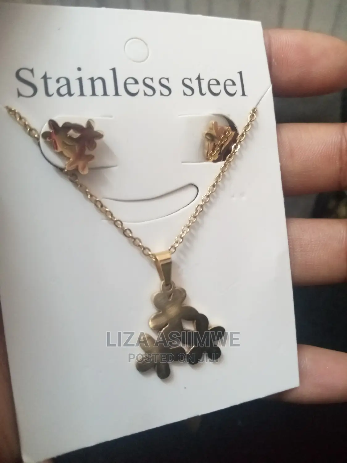 Women's Quality and Unique Floral Necklaces