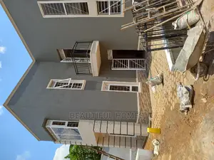 Furnished 4bdrm Villa in Kira for Sale
