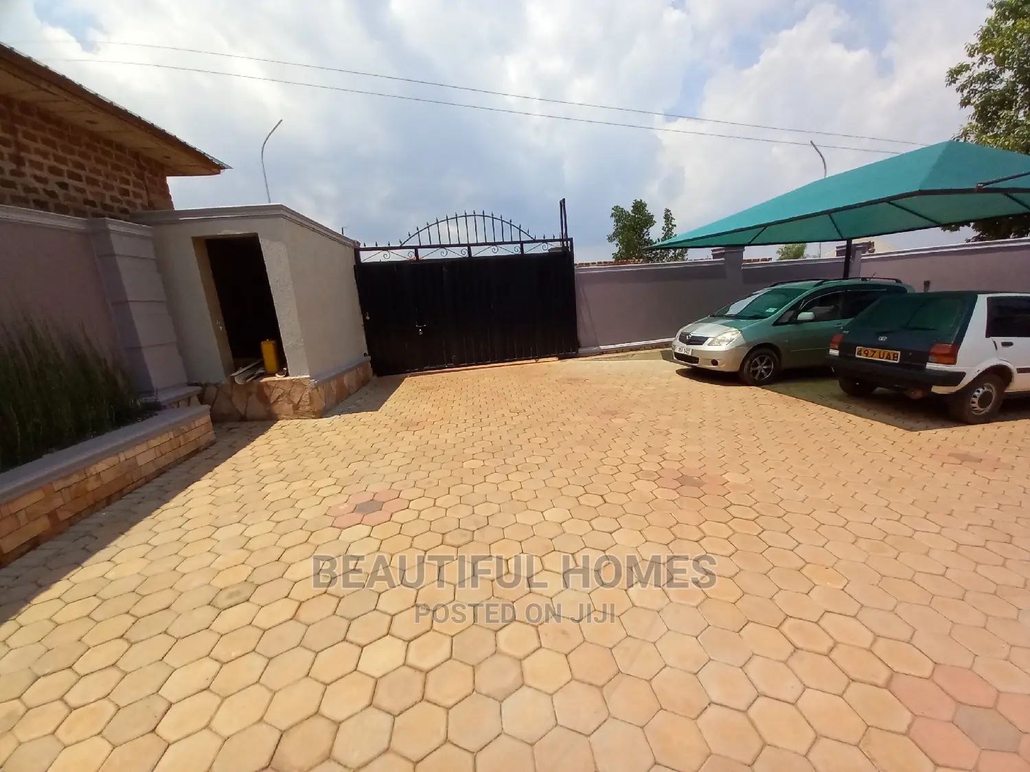 Furnished 4bdrm House in Nakwero, Kira for Sale