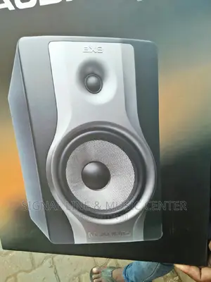M-Audio Bx8 Carbon Studio Montor