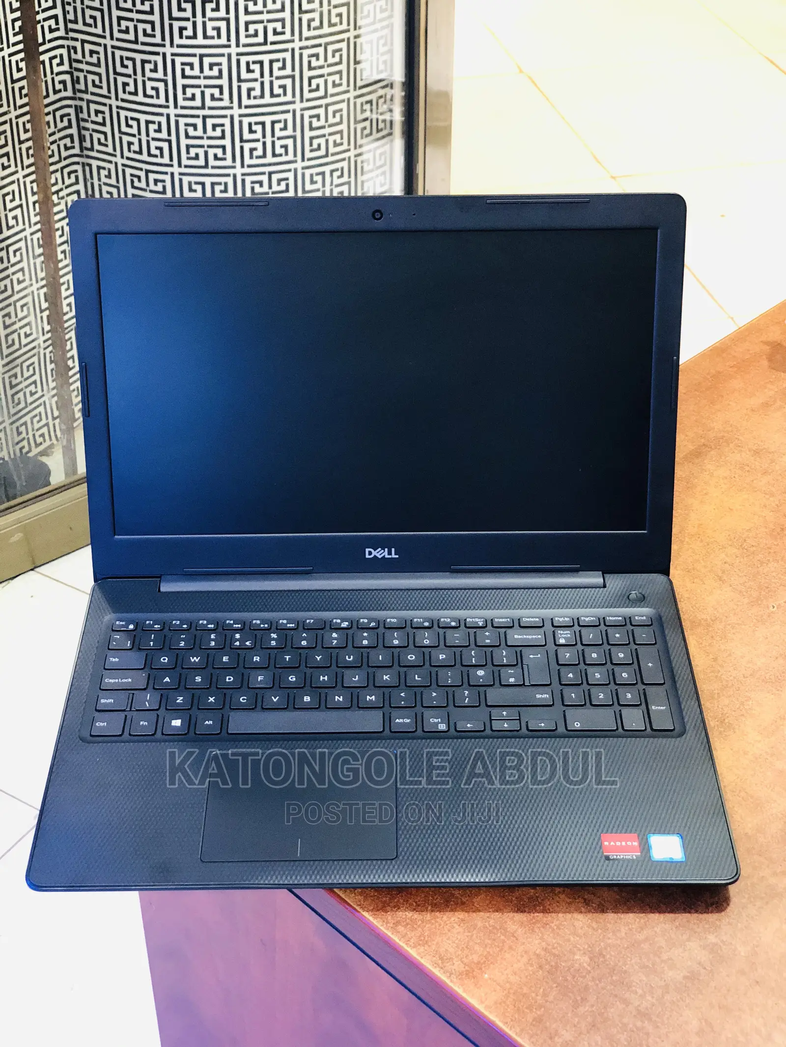 New Laptop Dell Inspiron 15 8GB Intel Core I5 HDD 1T