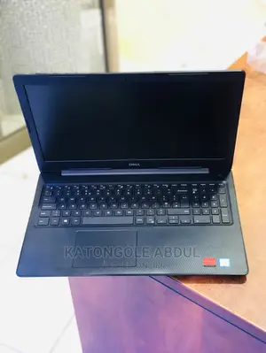 New Laptop Dell Inspiron 15 8GB Intel Core I5 HDD 1T