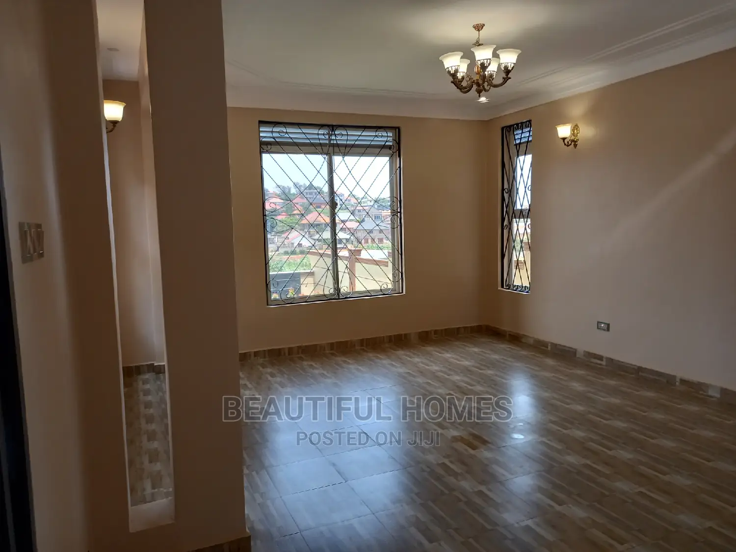 Furnished 4bdrm House in Kira for Sale