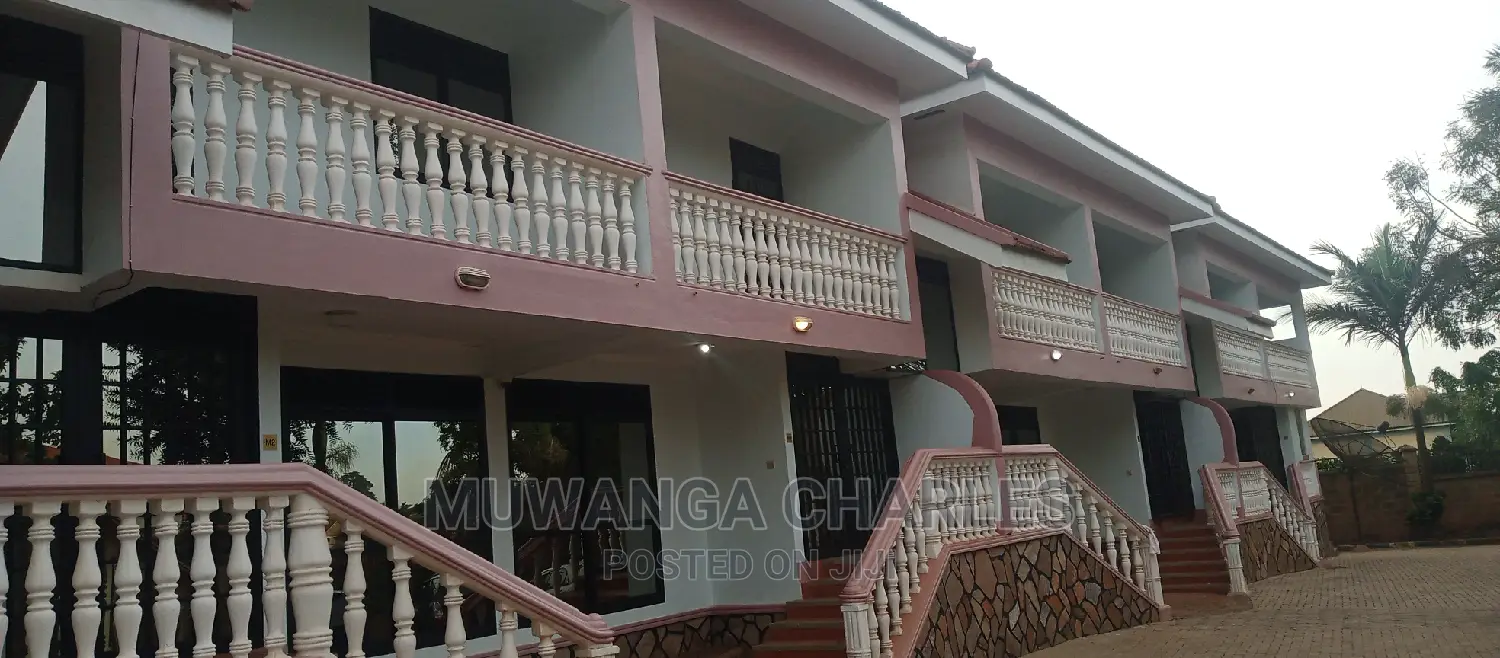 2bdrm Duplex in Fs Properties Ltd, Central Division for rent