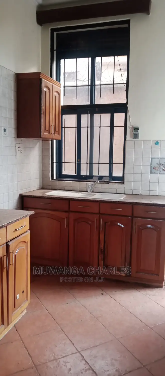 2bdrm Duplex in Fs Properties Ltd, Central Division for rent