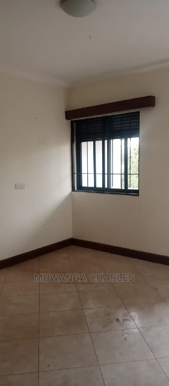 2bdrm Duplex in Fs Properties Ltd, Central Division for rent