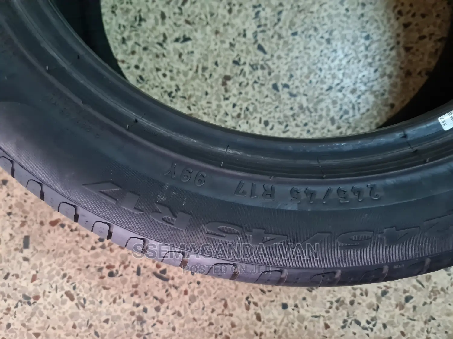 245/45r17 2nd Hand Tire